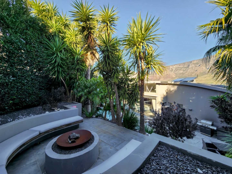 4 Bedroom Property for Sale in Tamboerskloof Western Cape